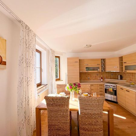 Slnecny 2-Izbovy Apartman Pod Lesom, Dolny Smokovec Високе-Татри Экстерьер фото