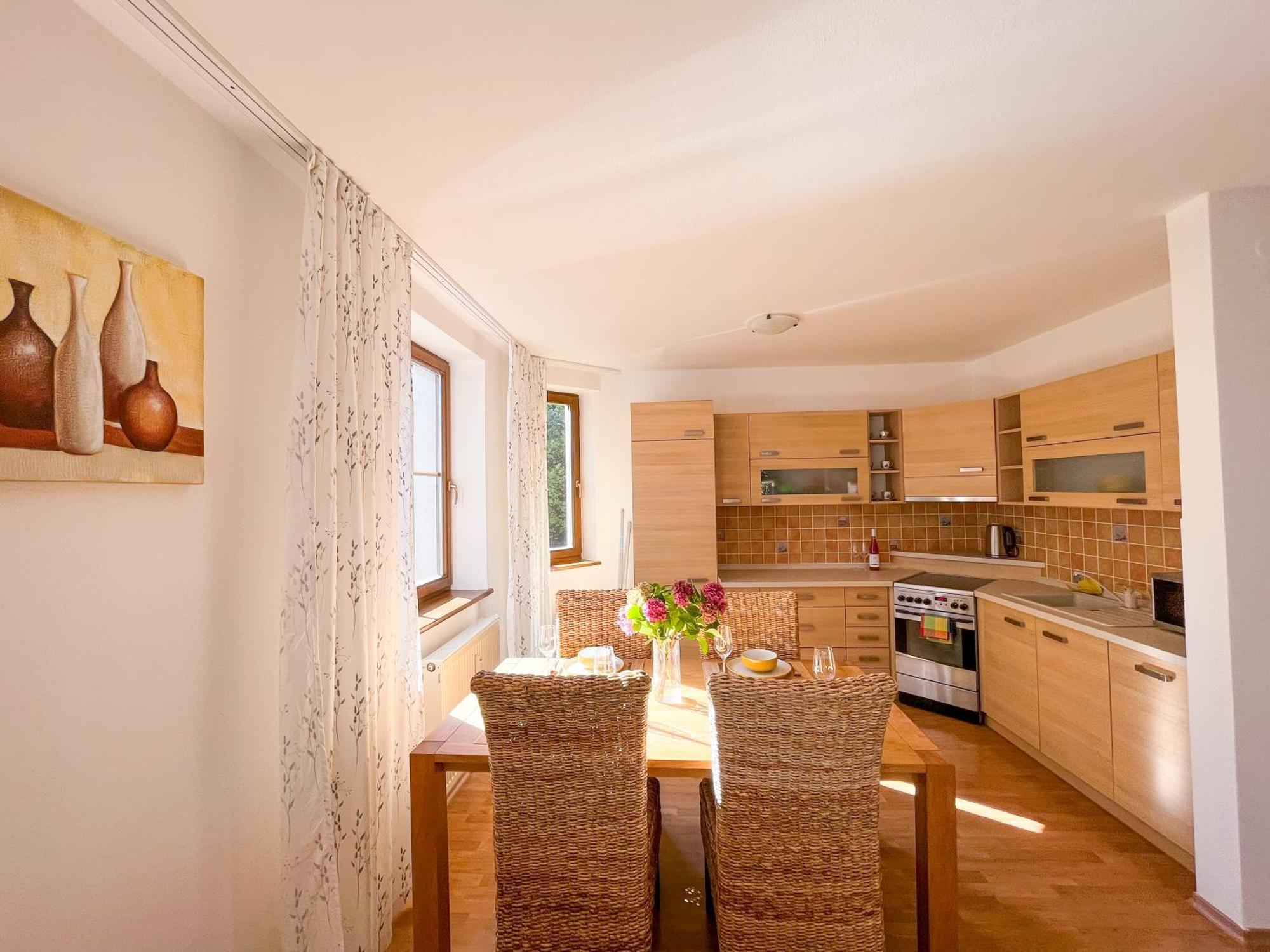 Slnecny 2-Izbovy Apartman Pod Lesom, Dolny Smokovec Високе-Татри Экстерьер фото