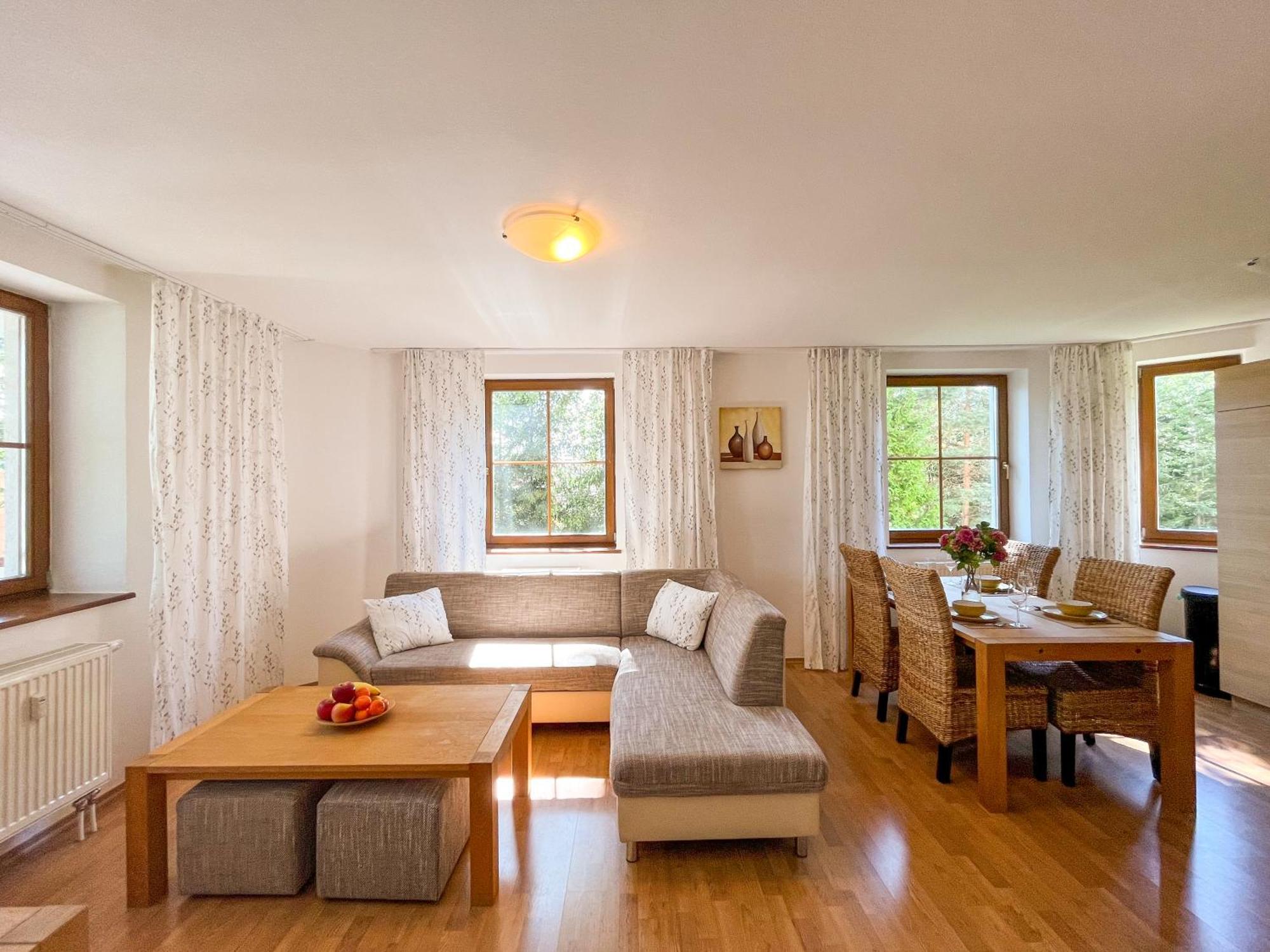 Slnecny 2-Izbovy Apartman Pod Lesom, Dolny Smokovec Високе-Татри Экстерьер фото