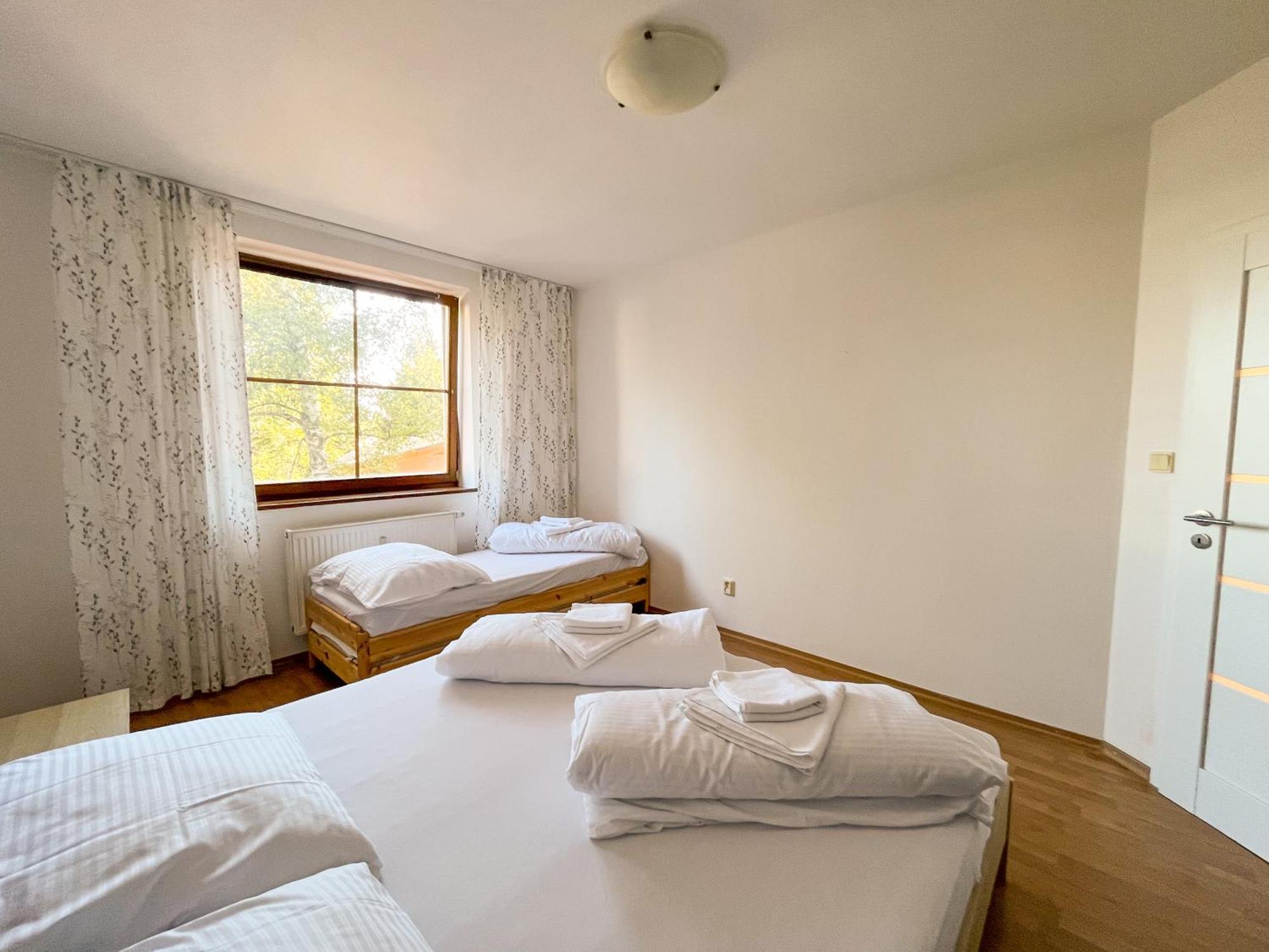 Slnecny 2-Izbovy Apartman Pod Lesom, Dolny Smokovec Високе-Татри Экстерьер фото